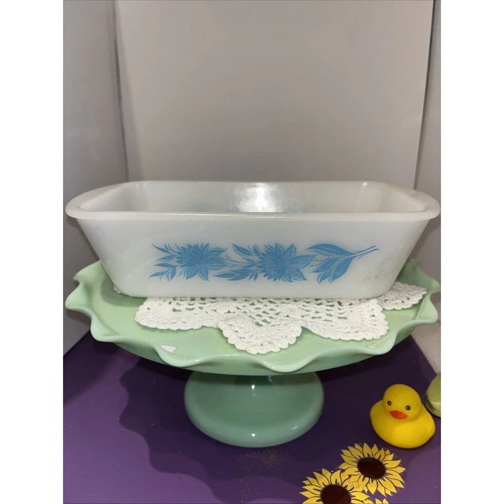Glasbake vtg blue